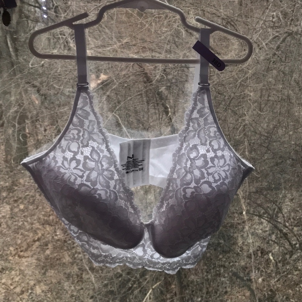 new white lace bra